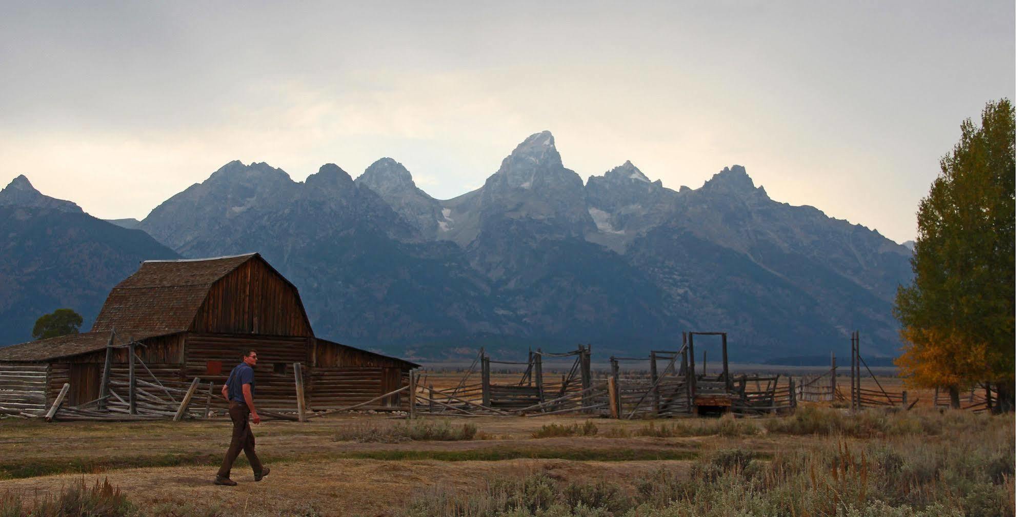 The Hostel Teton Village Bagian luar foto