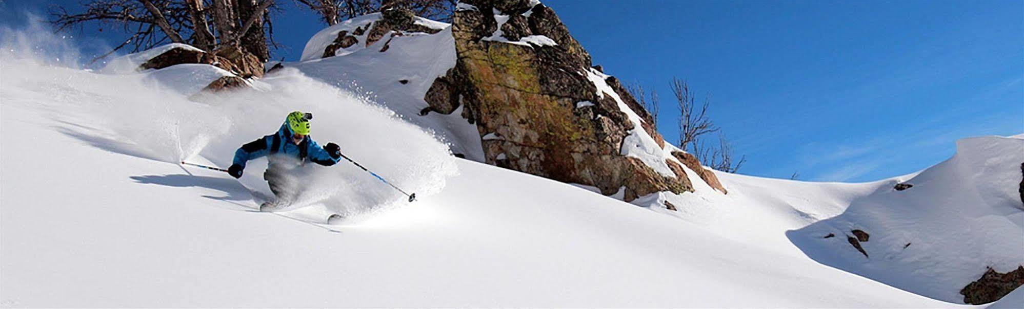 The Hostel Teton Village Bagian luar foto